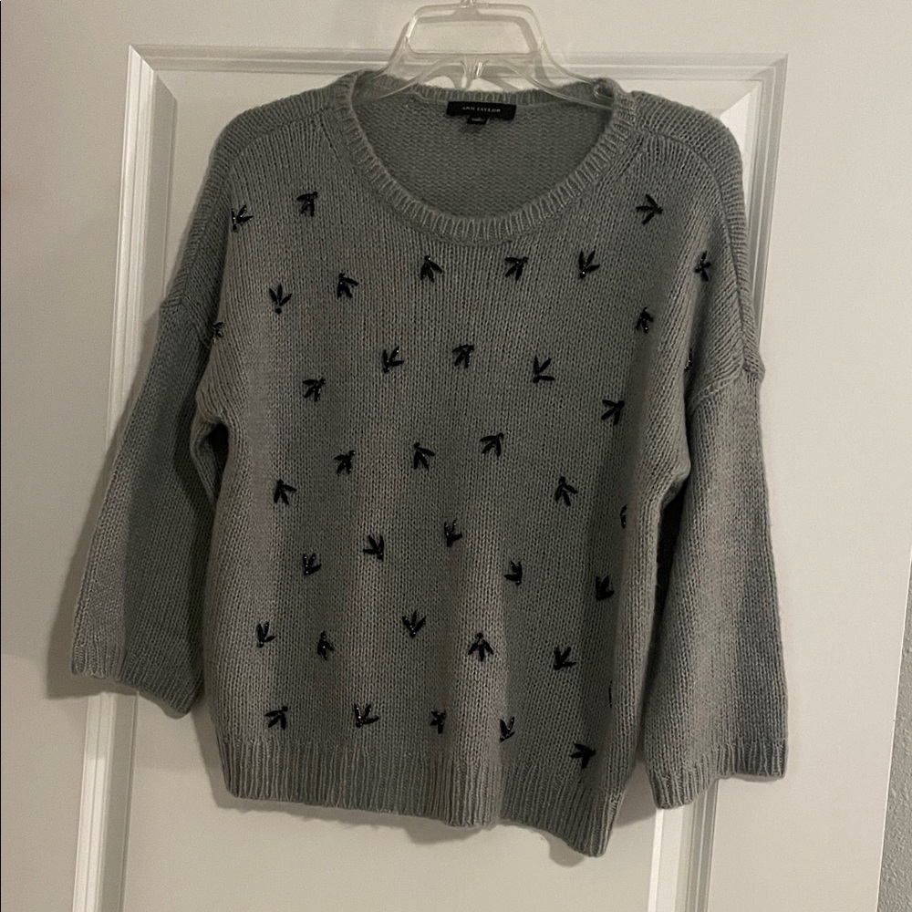 Ann Taylor Gray Sweater with Black Beaded Design size Small GORGEOUS